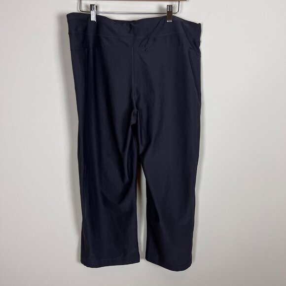 2/$30 L.L.Bean Pants L - Picture 3 of 3